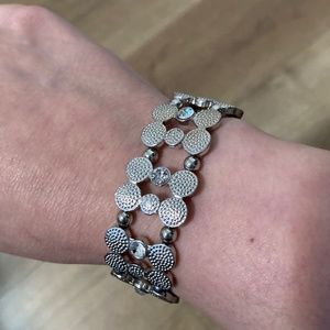 Silver Modern Bracelet with elastic